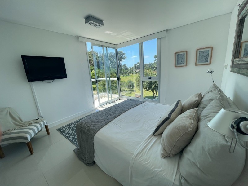 Penthouse en alquiler en Rincón del Indio a pocos metros del mar